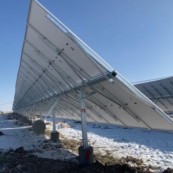 تنظیم سازه پانل خورشیدی زمینی